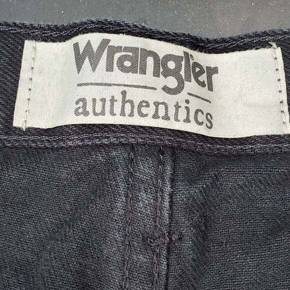 Wrangler Jeans Authentics Classic 5-Pocket Regular Fit Jean Black Mens 46X32 NWT - Picture 5 of 12